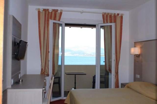 Hotel U Paradisu Porticcio  Eksteriør bilde